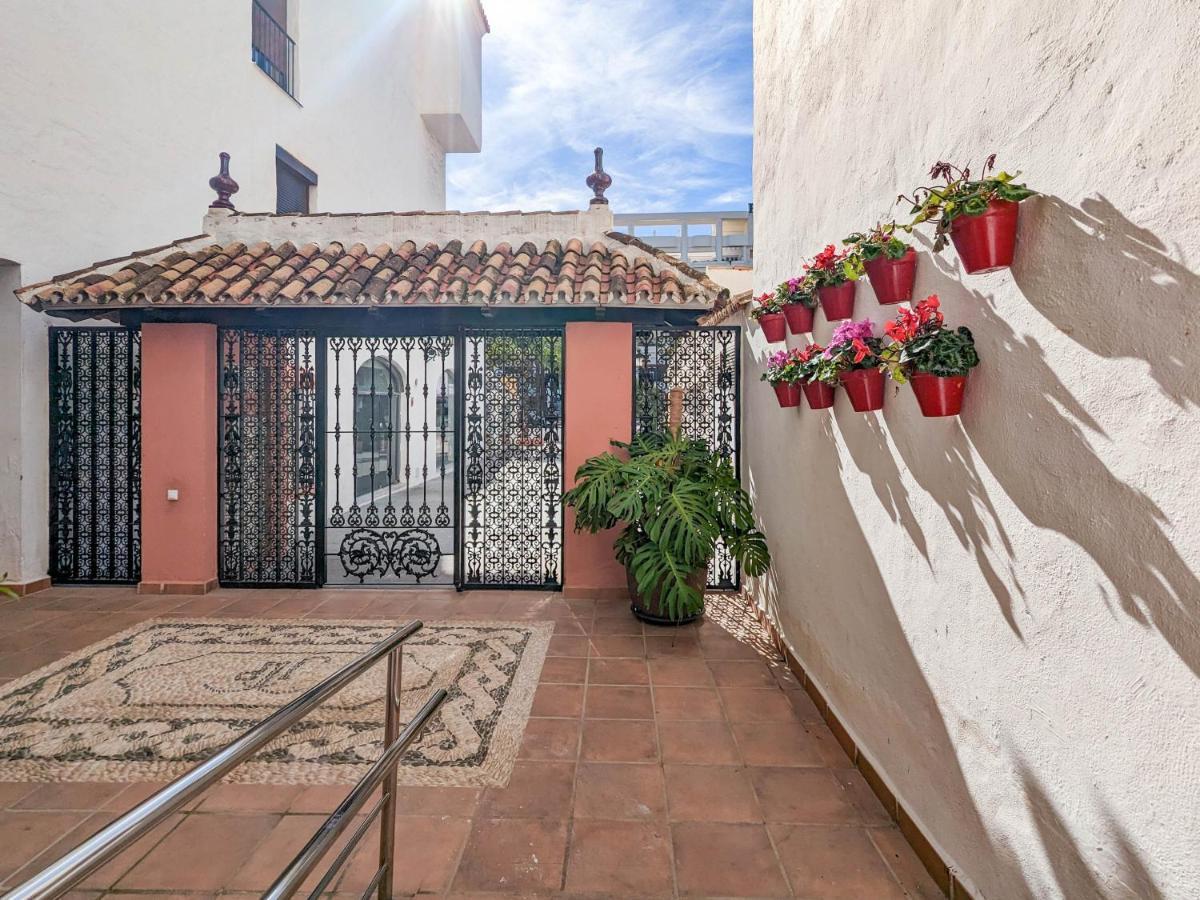 Harbor Getaway In The Heart Of Puerto Banus With Walking Dictance To Everything ماربيا المظهر الخارجي الصورة