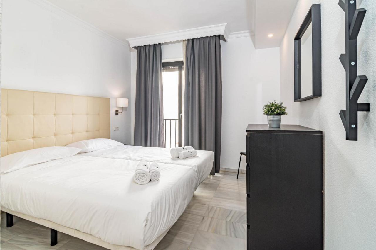 Harbor Getaway In The Heart Of Puerto Banus With Walking Dictance To Everything ماربيا المظهر الخارجي الصورة